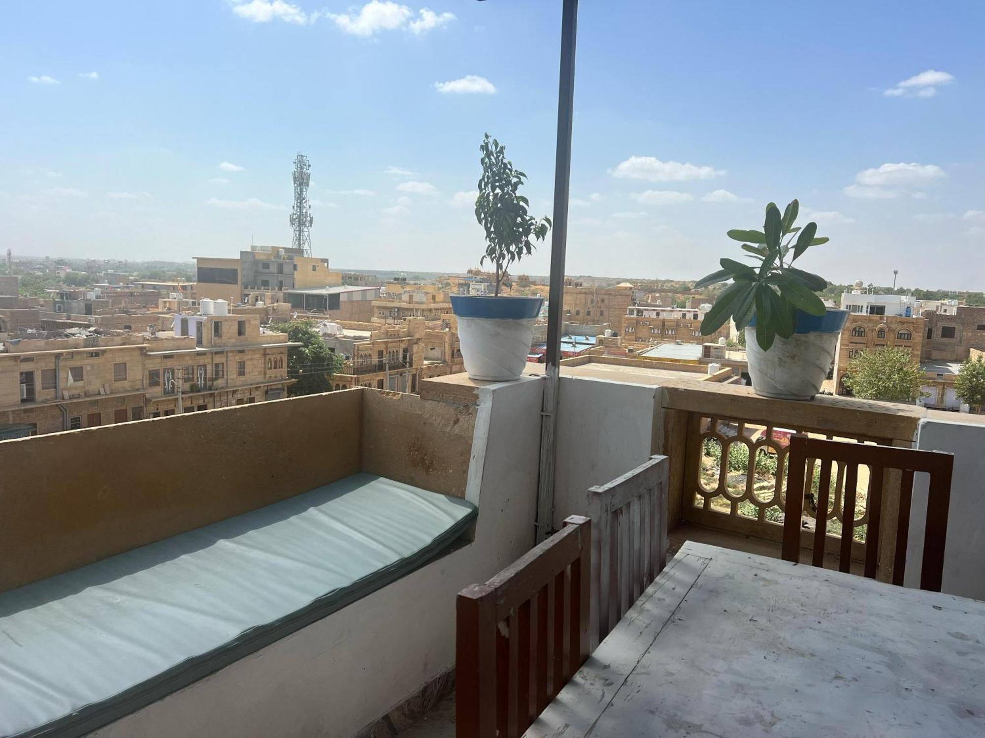 Thar View Hotel Jaisalmer Exterior photo